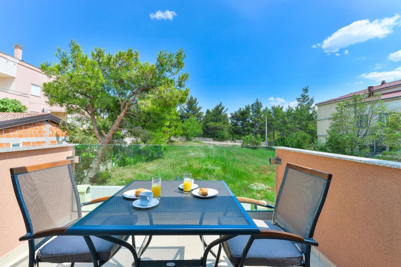 Cascada Villas With Private Jacuzzi And Private Parking Стариград-Пакленица Екстериор снимка