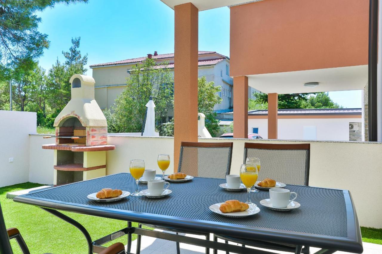 Cascada Villas With Private Jacuzzi And Private Parking Стариград-Пакленица Екстериор снимка