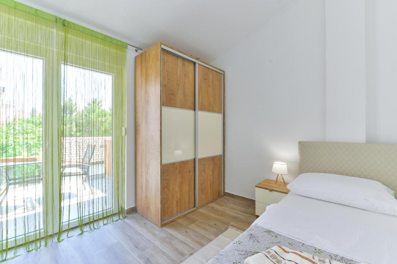 Cascada Villas With Private Jacuzzi And Private Parking Стариград-Пакленица Екстериор снимка