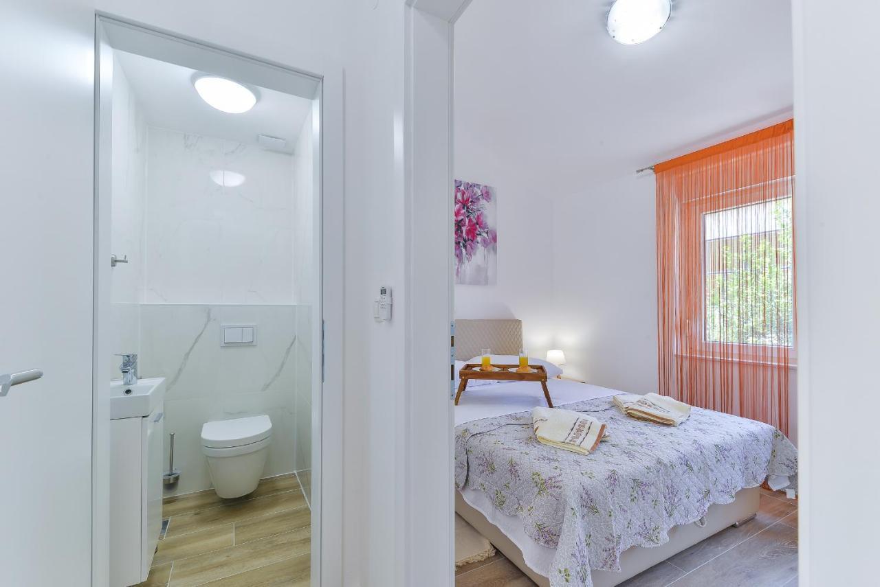 Cascada Villas With Private Jacuzzi And Private Parking Стариград-Пакленица Екстериор снимка