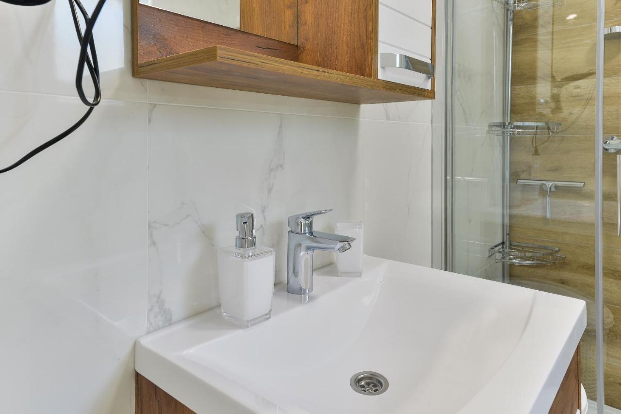 Cascada Villas With Private Jacuzzi And Private Parking Стариград-Пакленица Екстериор снимка